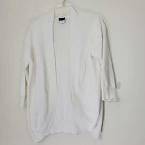 Salon Studio White Sweater, Size Medium